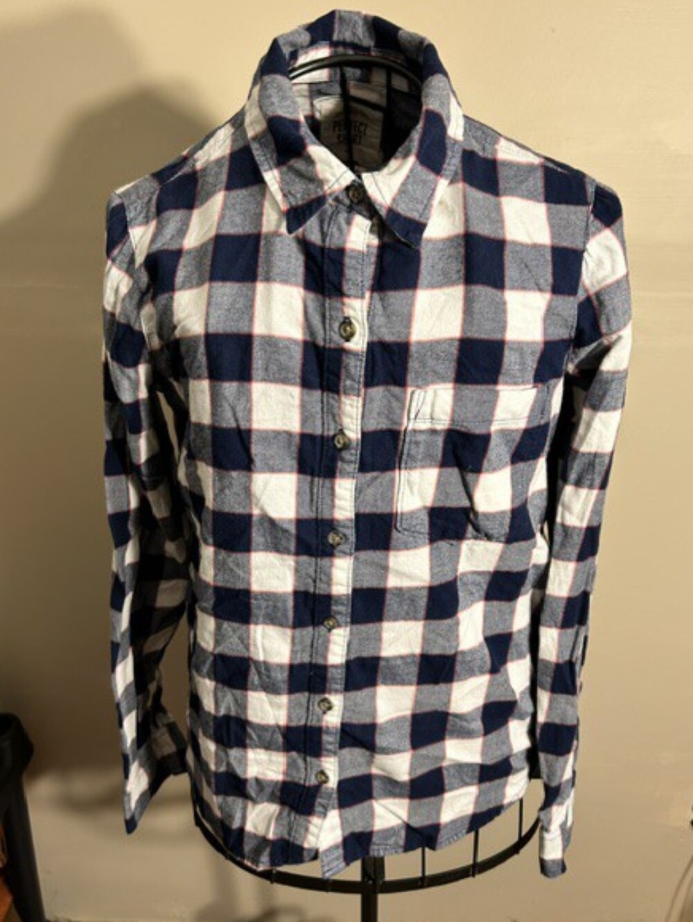 size medium womens black white flannel plaid button down shirt outdoor wear